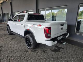 Nissan Navara 2.5DDTi double cab PRO-4X 4x4