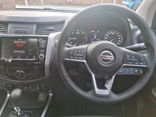 Nissan Navara 2.5DDTi double cab LE Plus