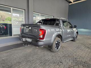 Nissan Navara 2.5DDTi double cab LE Plus