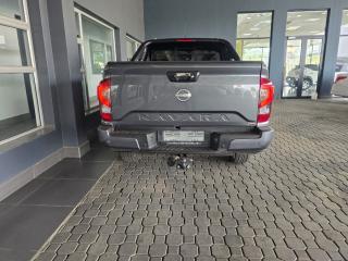 Nissan Navara 2.5DDTi double cab LE Plus