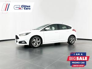 2017 Ford Focus 2.0 Ecoboost ST1