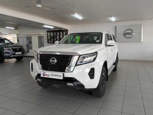 2023 Nissan Navara 2.5DDTI LE/LE Plus 4X4 automatic D/C