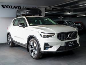 2024 Volvo XC40 B4 Plus Dark