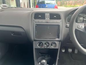 Volkswagen Polo Vivo hatch 1.4 Life - Image 11