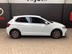 Volkswagen Polo hatch 1.0TSI Life manual - Image 6