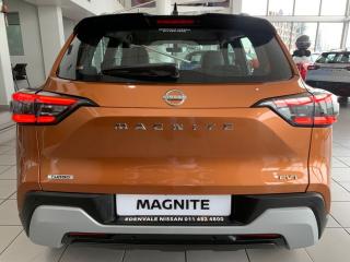 Nissan Magnite 1.0 Turbo Acenta Plus auto