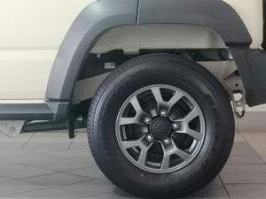 Suzuki Jimny 1.5 GL AllGrip 5-door manual - Image 8