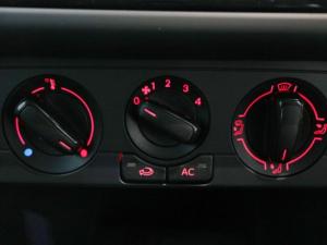Volkswagen Polo Vivo hatch 1.4 - Image 23