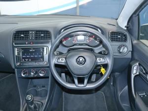 Volkswagen Polo Vivo hatch 1.4 Comfortline - Image 13