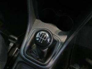Volkswagen Polo Vivo hatch 1.4 Comfortline - Image 16