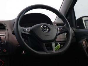 Volkswagen Polo Vivo hatch 1.4 Trendline - Image 13