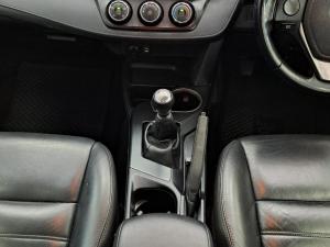 Toyota RAV4 2.0 GX - Image 12