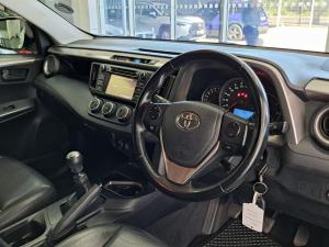 Toyota RAV4 2.0 GX - Image 15