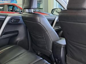 Toyota RAV4 2.0 GX - Image 7