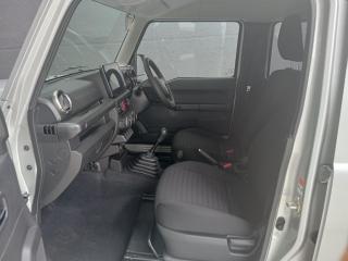 Suzuki Jimny 1.5 GLX AllGrip 5-door manual