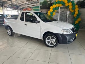 2024 Nissan NP200 1.6i safety pack (aircon)