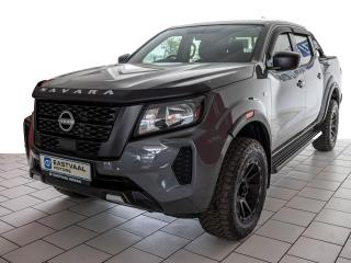 Nissan Navara 2.5DDTi double cab SE Plus auto