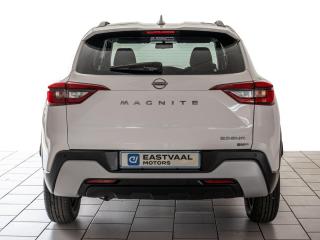 Nissan Magnite 1.0 Visia auto