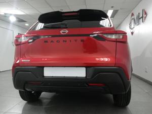 Nissan Magnite 1.0 Turbo Acenta Kuro manual - Image 4