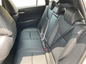 Toyota Corolla Cross 1.8 Hybrid XR - Image 20