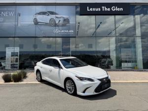 2024 Lexus ES 300h SE