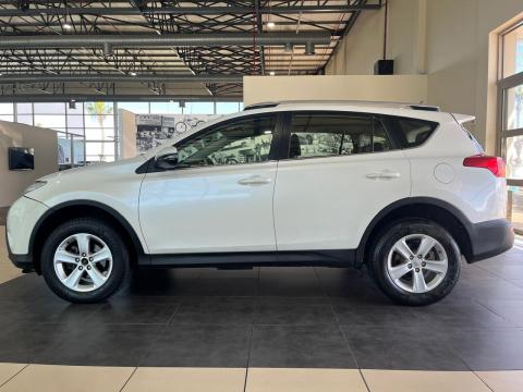 Image Toyota RAV4 2.0 GX