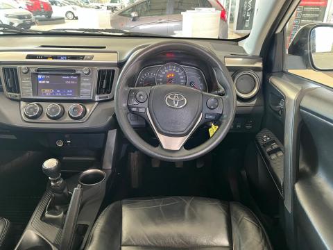 Image Toyota RAV4 2.0 GX