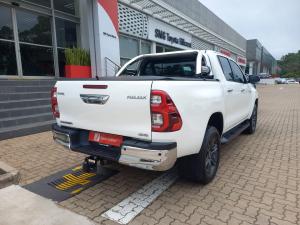 Toyota Hilux 2.8GD-6 double cab 4x4 Raider auto - Image 2