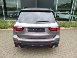 Mercedes-Benz GLB220d 4MATIC - Image 3