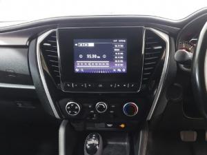Isuzu mu-X 3.0TD LS 4x4 - Image 12