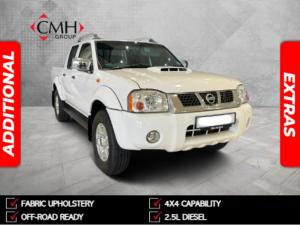 2019 Nissan NP300 Hardbody 2.5TDi double cab 4x4