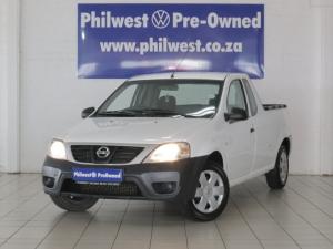 2018 Nissan NP200 1.5dCi safety pack