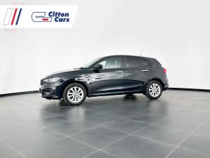 2018 Fiat Tipo 1.6 Easy automatic 5-Door