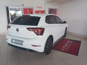 Volkswagen Polo hatch 1.0TSI - Image 2