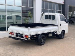 Hyundai H-100 Bakkie 2.6D deck (aircon) - Image 3