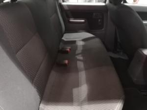 Nissan NP300 Hardbody 2.5TDi double cab 4x4 - Image 7