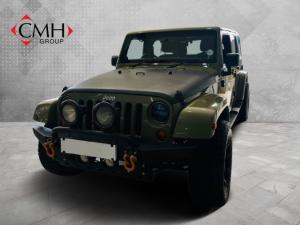 2013 Jeep Wrangler Unlimited 3.6L Polar Edition