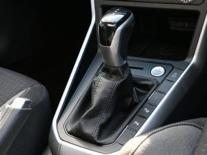 Volkswagen Polo hatch 1.0TSI Life auto - Image 10