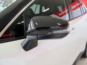 Toyota Corolla Cross 1.8 Hybrid XR - Image 17