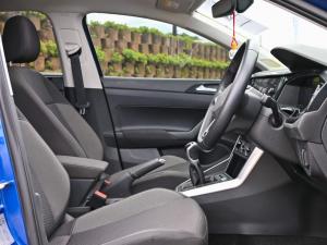 Volkswagen Polo hatch 1.0TSI Life manual - Image 13