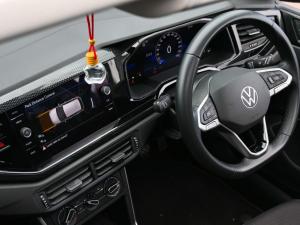 Volkswagen Polo hatch 1.0TSI Life manual - Image 8