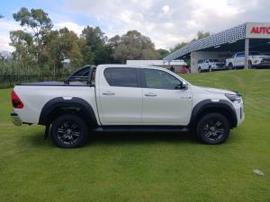 Toyota Hilux 2.8GD-6 48V double cab Raider - Image 5