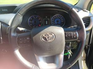 Toyota Hilux 2.8GD-6 double cab Raider - Image 10