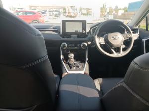 Toyota RAV4 2.5 VX AWD - Image 7