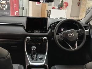 Toyota RAV4 2.5 VX AWD - Image 8