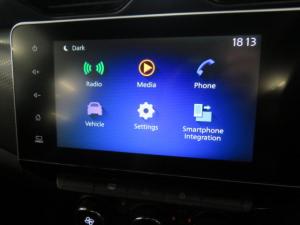 Nissan Magnite Kuro 1.0T CVT - Image 11