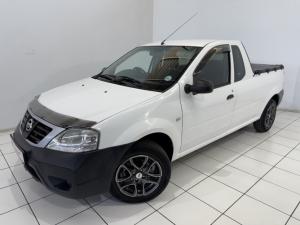 2015 Nissan NP200 1.5dCi safety pack