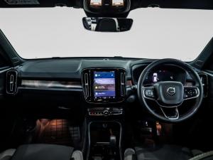 Volvo XC40 Recharge Single Motor Plus - Image 13