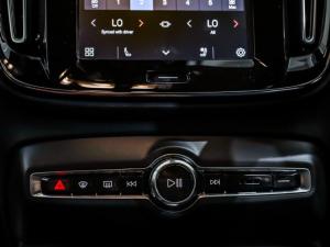 Volvo XC40 Recharge Single Motor Plus - Image 16