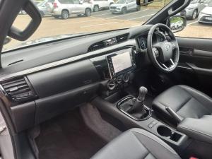 Toyota Hilux 2.8GD-6 Xtra cab Legend manual - Image 7